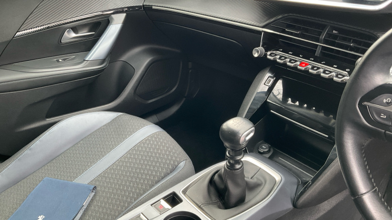 Peugeot 2008 1.2 PureTech 130 Allure Premium 5dr Petrol Estate